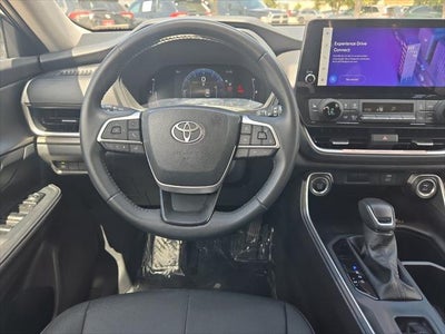 2025 Toyota Highlander XLE