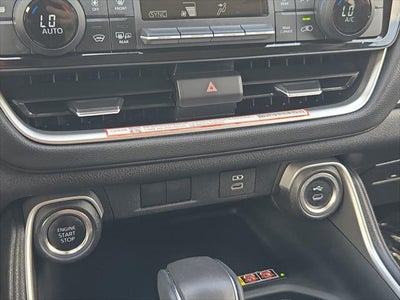 2025 Toyota Highlander XLE