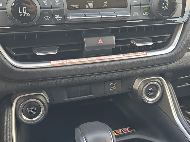 2025 Toyota Highlander XLE