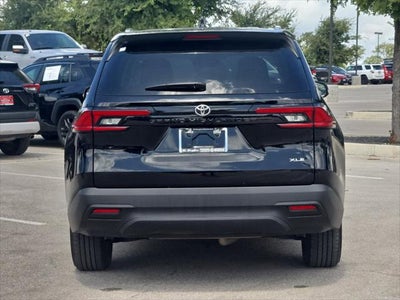2025 Toyota Highlander XLE