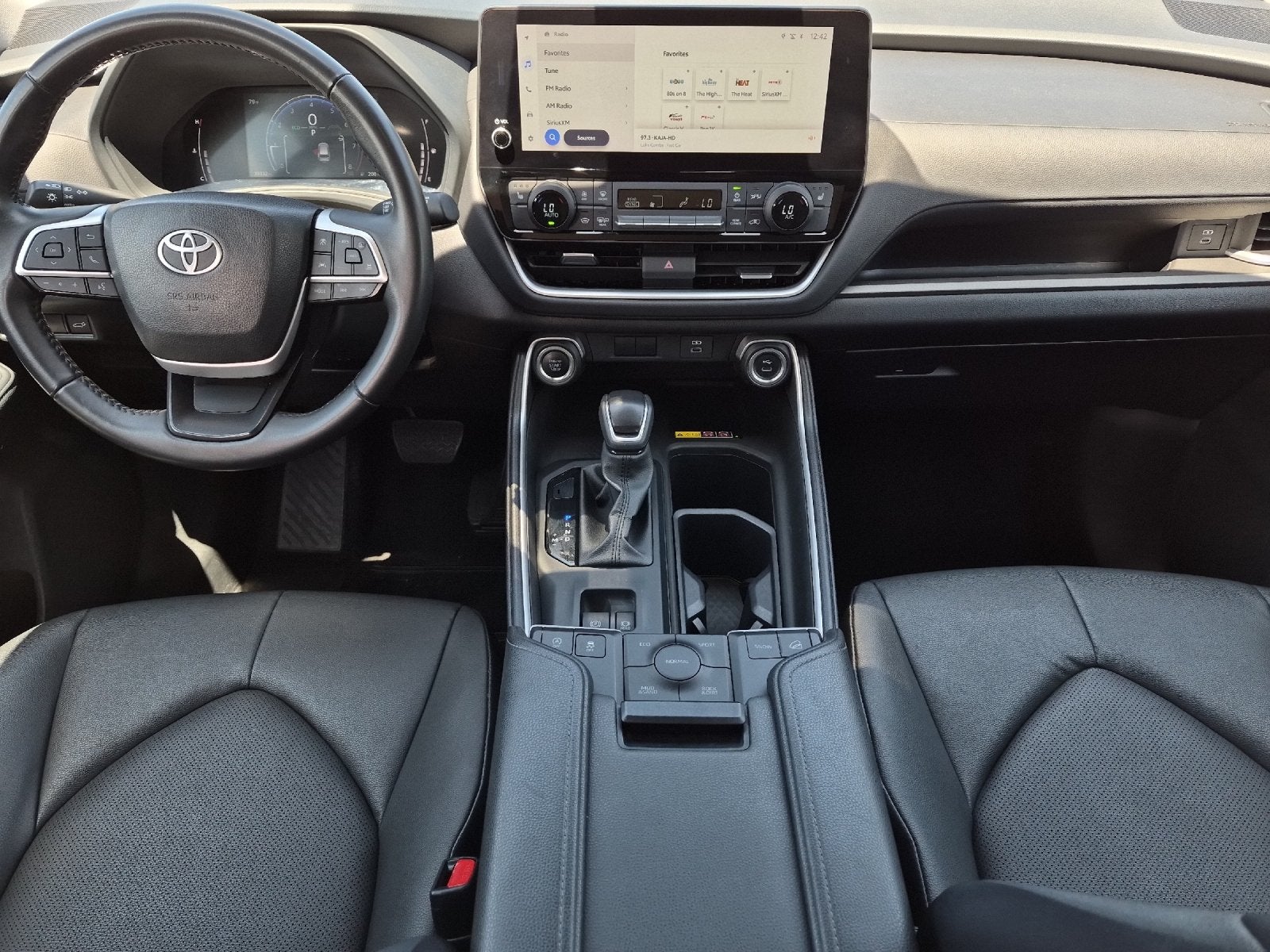 2025 Toyota Highlander XLE