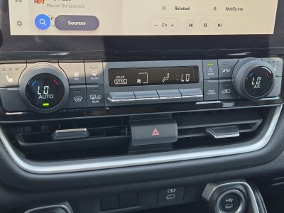 2025 Toyota Highlander XLE