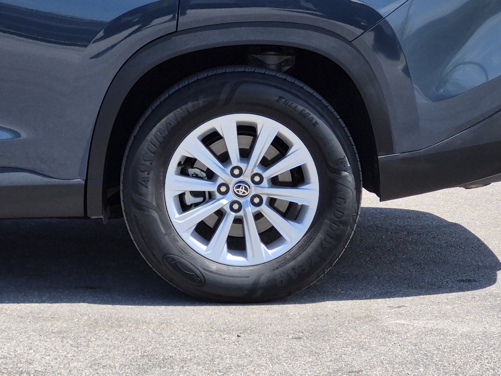 2025 Toyota Highlander XLE