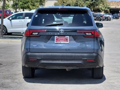 2025 Toyota Highlander XLE