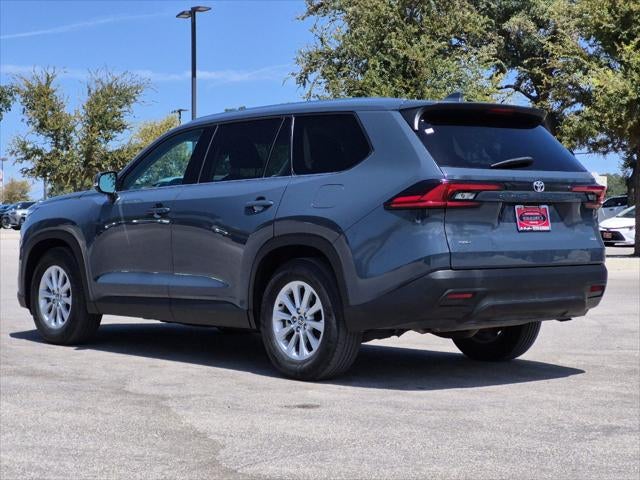 2025 Toyota Highlander XLE