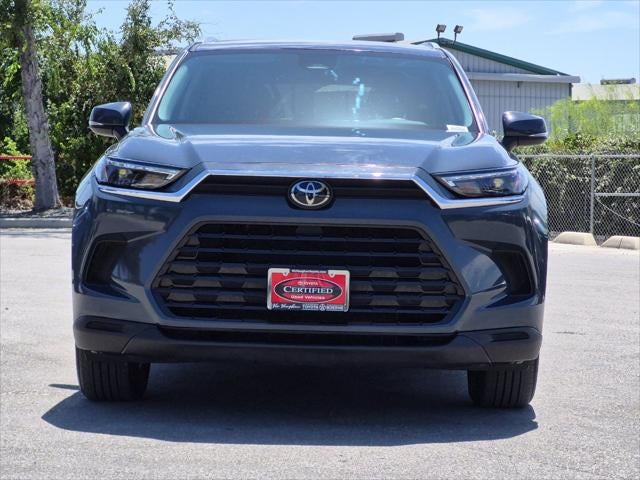 2025 Toyota Highlander XLE