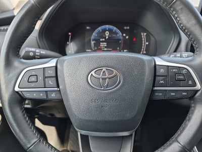 2025 Toyota Highlander XLE