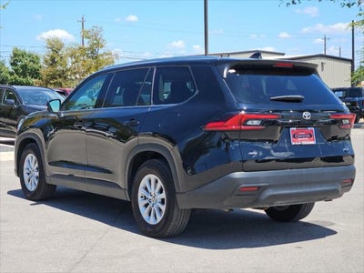 2025 Toyota Highlander XLE
