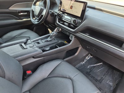 2025 Toyota Grand Highlander XLE