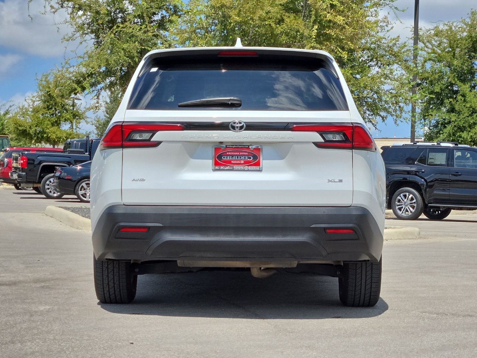 2025 Toyota Highlander XLE