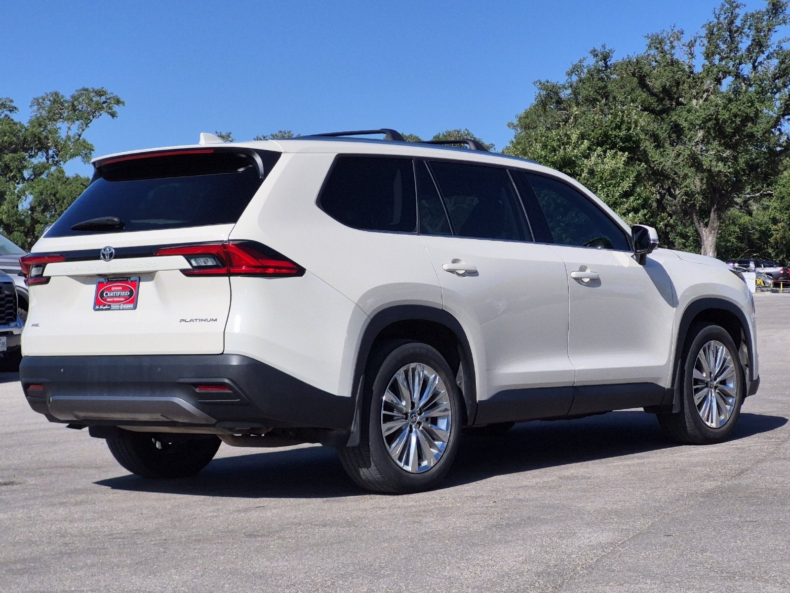 2024 Toyota Highlander Platinum