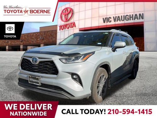 2022 Toyota Highlander Hybrid Bronze Edition