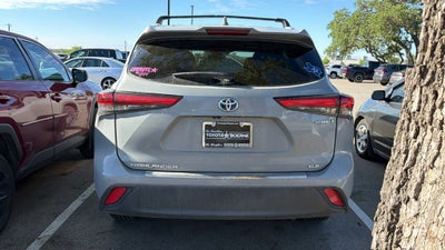 2022 Toyota Highlander Hybrid Bronze Edition