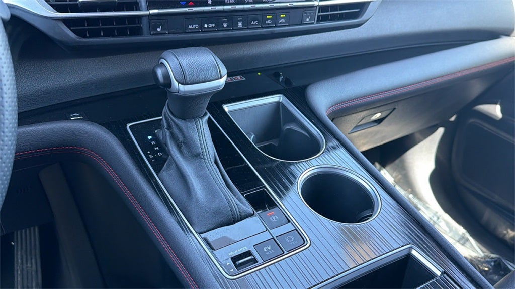 2025 Toyota Sienna XSE 7 Passenger