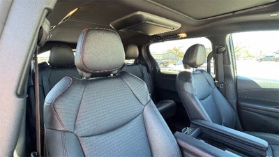 2025 Toyota Sienna XSE 7 Passenger