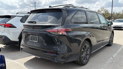 2025 Toyota Sienna XSE 7 Passenger