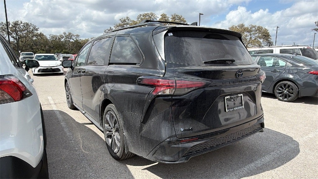 2025 Toyota Sienna XSE 7 Passenger
