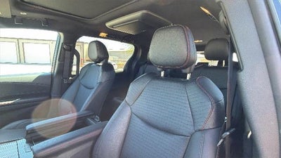 2025 Toyota Sienna XSE 7 Passenger