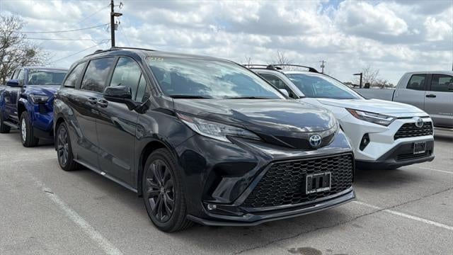 2025 Toyota Sienna XSE 7 Passenger