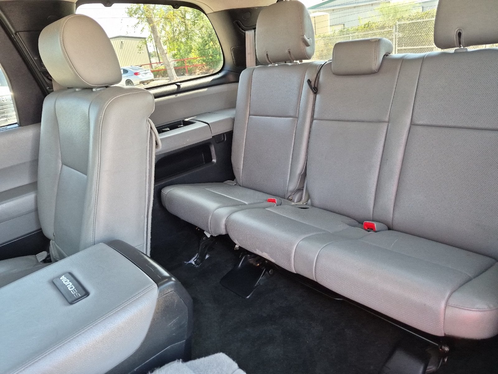 2014 Toyota Sequoia Platinum