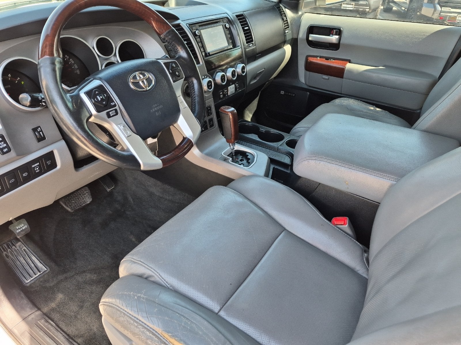 2014 Toyota Sequoia Platinum