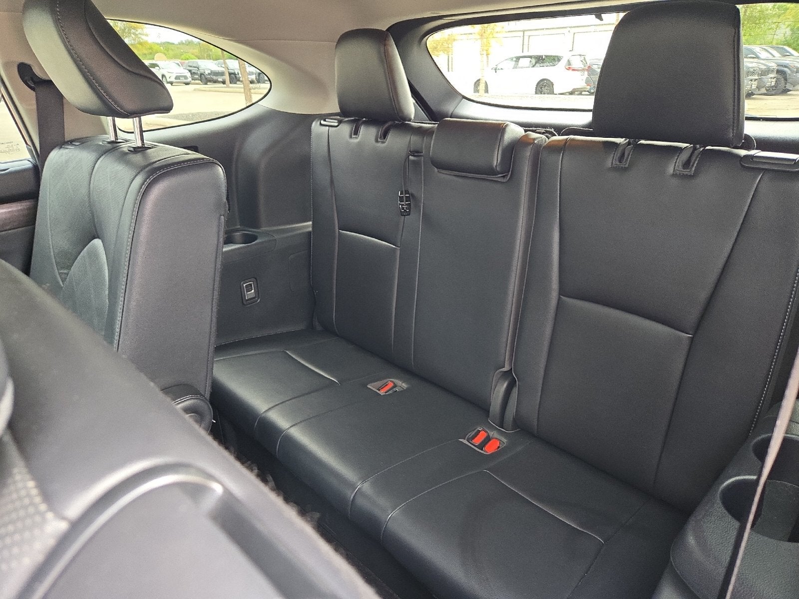 2022 Toyota Highlander Hybrid Platinum