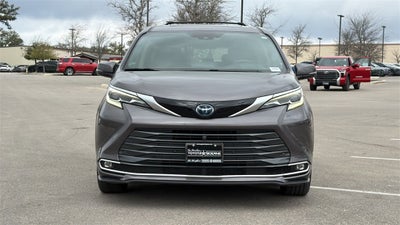 2021 Toyota Sienna Platinum 7 Passenger