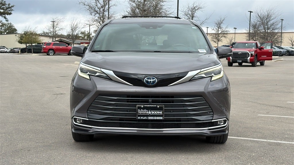 2021 Toyota Sienna Platinum 7 Passenger