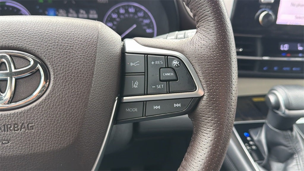 2021 Toyota Sienna Platinum 7 Passenger