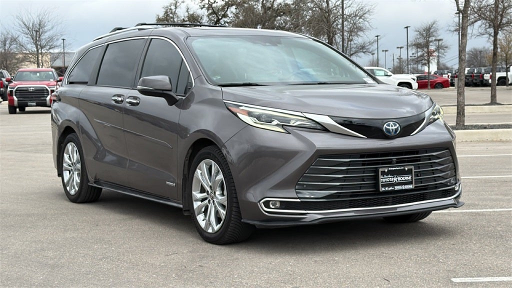 2021 Toyota Sienna Platinum 7 Passenger