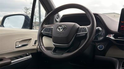 2021 Toyota Sienna Platinum 7 Passenger