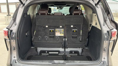 2021 Toyota Sienna Platinum 7 Passenger