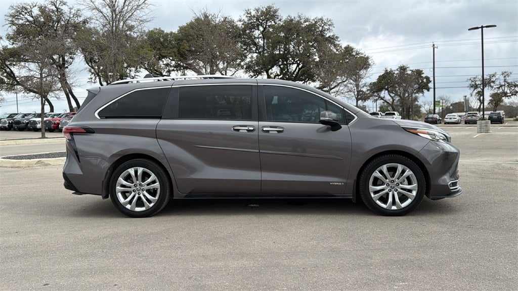 2021 Toyota Sienna Platinum 7 Passenger