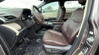 2021 Toyota Sienna Platinum 7 Passenger