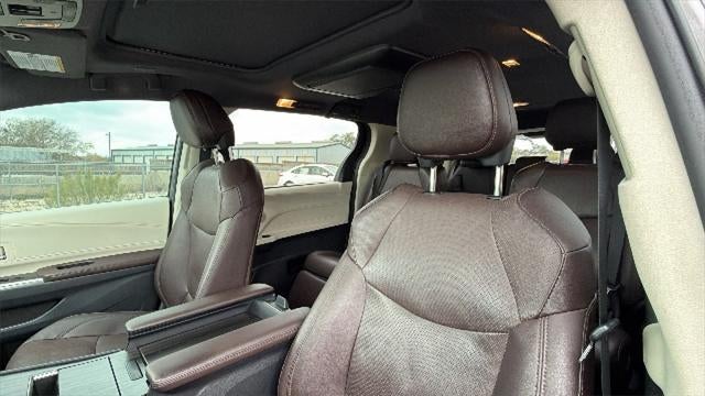 2021 Toyota Sienna Platinum 7 Passenger