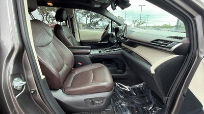 2021 Toyota Sienna Platinum 7 Passenger