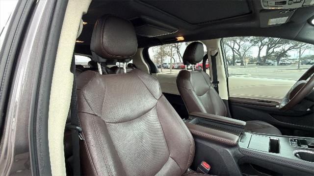 2021 Toyota Sienna Platinum 7 Passenger