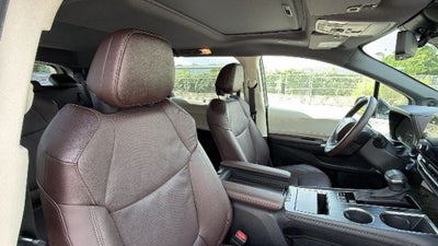 2024 Toyota Sienna Platinum 7 Passenger
