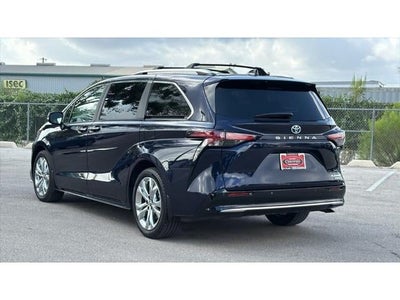 2024 Toyota Sienna Platinum 7 Passenger