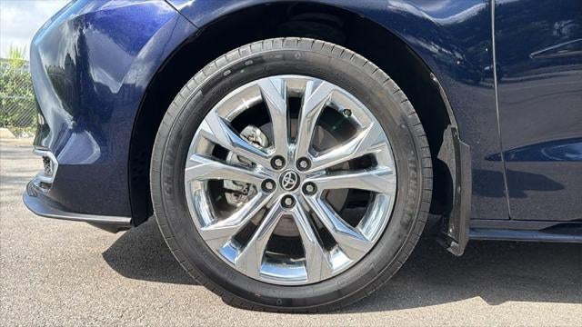 2024 Toyota Sienna Platinum 7 Passenger