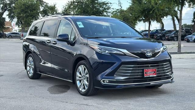 2024 Toyota Sienna Platinum 7 Passenger