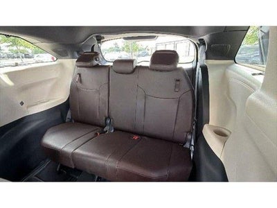 2024 Toyota Sienna Platinum 7 Passenger
