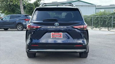2024 Toyota Sienna Platinum 7 Passenger