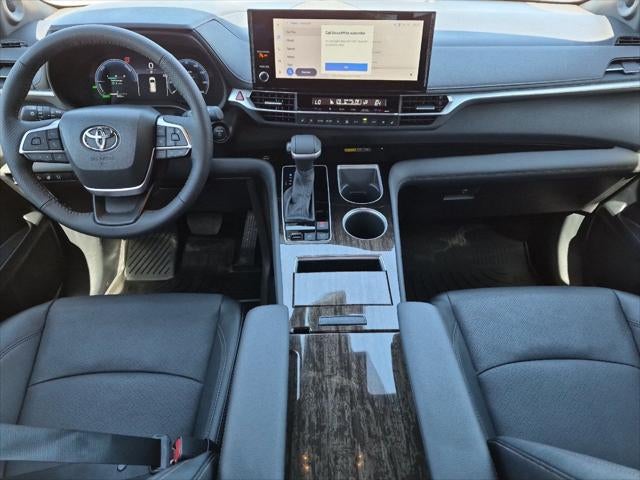 2025 Toyota Sienna Platinum 7 Passenger