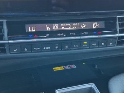 2025 Toyota Sienna Platinum 7 Passenger