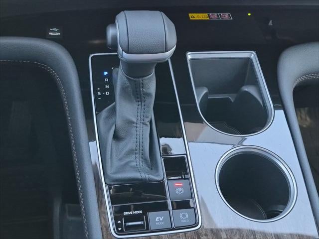 2025 Toyota Sienna Platinum 7 Passenger