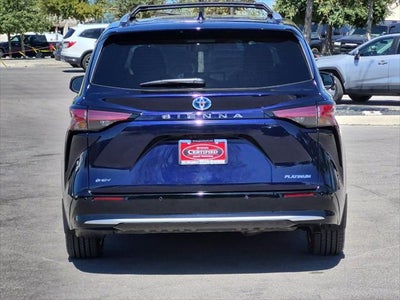 2025 Toyota Sienna Platinum 7 Passenger