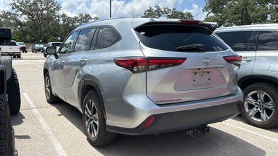 2020 Toyota Highlander XLE