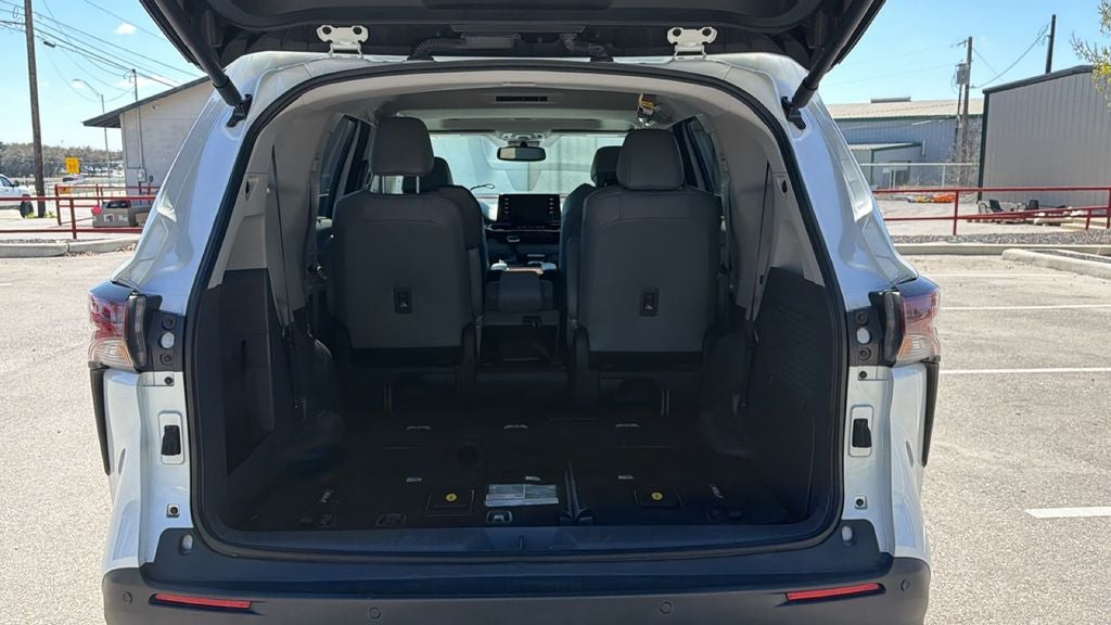 2023 Toyota Sienna XLE 7 Passenger