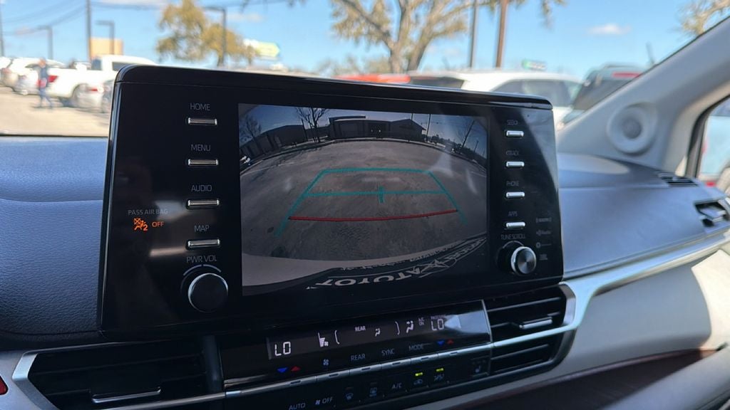 2023 Toyota Sienna XLE 7 Passenger